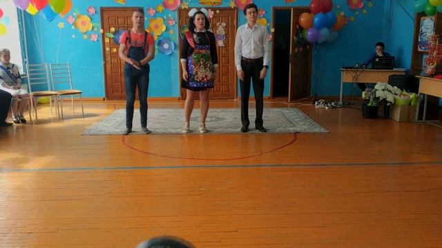 СЦЕНКА 11 КЛАССА | ПОСЛЕДНИЙ ЗВОНОК смотреть онлайн