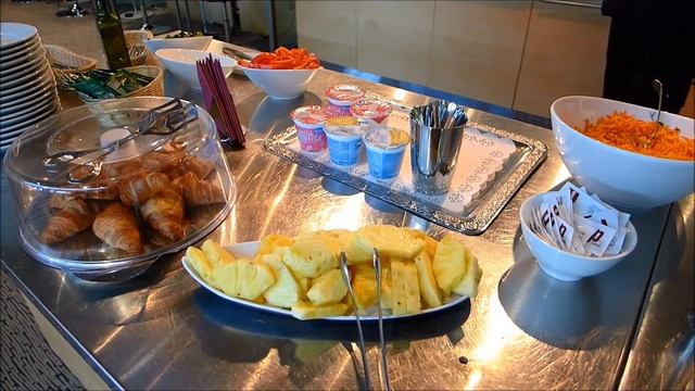 airBaltic Business Lounge - Riga International Airport (RIX) смотреть онлайн