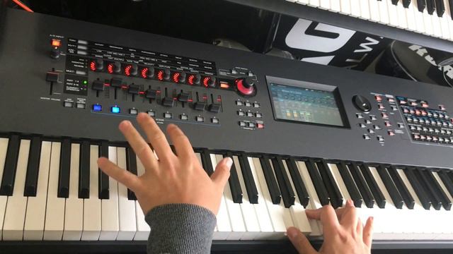 When It’s Love Yamaha Montage Van Halen Sound Test смотреть онлайн