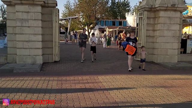 18.06.2021. ПРОСТО ПЕКЛО. ПЛЯЖ ТРЕЩИТ #архипка, #архипоосиповка смотреть онлайн