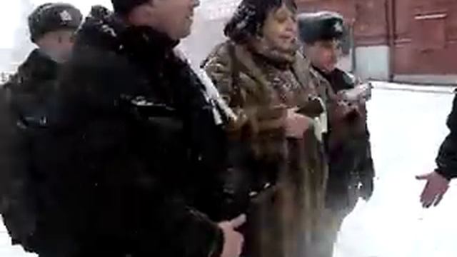 КРАСНАЯ ПЛОЩАДЬ 2. ПРОДОЛЖЕНИЕ. смотреть онлайн