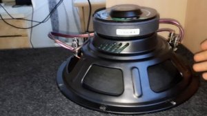 ПОСТАВИЛ САБВУФЕР МАГНИТОМ ВВЕРХ. ЕСТЬ ЛИ РАЗНИЦА ?