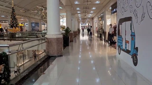 БЕСПЛАТНЫЙ ШОППИНГ В ДУБАЙ/БРЕНДЫ ЗА КОПЕЙКИ/КАФЕ PAUL/ DEIRA CITY CENTER смотреть онлайн