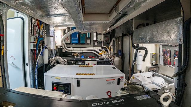 52' Absolute Navetta 2017 "OHANA" - Nassau Bahamas смотреть онлайн