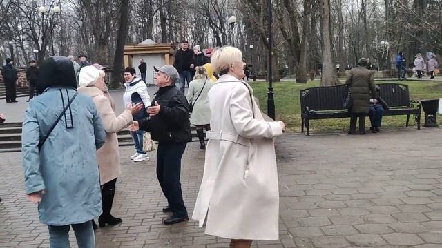 Голубоглазая.......01.04.23 Гомель парк Луначарского ? смотреть онлайн