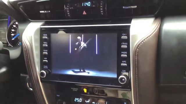 Interface Habilitadora de video en movimiento para Toyota смотреть онлайн