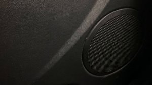 Замена штатных динамиков в Лада Калина на DL Audio Barracuda 165