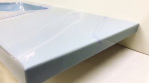 Столешница из литьевого мрамора ручной работы.