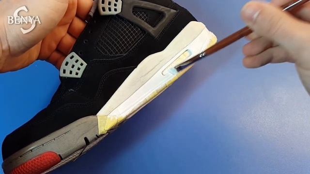 Реставрация кроссовок Air Jordan 4 Retro 