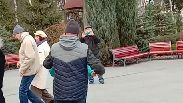 Кохання золото!!!Танцы в парке Горького,апрель 2021. смотреть онлайн