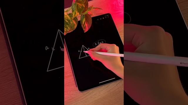 Площадь равностороннего треугольника #егэ #математика #геометрия #треугольник смотреть онлайн