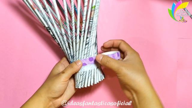 FLORERO DE PERIÓDICO (DIY CON RECICLAJE) / Newspaper flower vase | diy newspaper craft flower смотреть онлайн