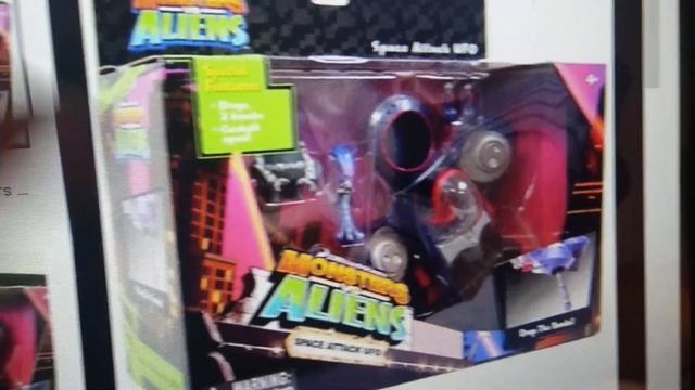 Do you remember these Monsters vs Aliens toy figures and playsets? смотреть онлайн