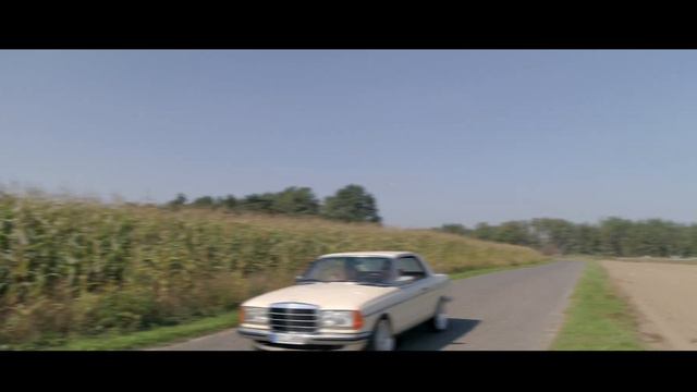 Mercedes W123 Coupe 280CE carporn fast version смотреть онлайн
