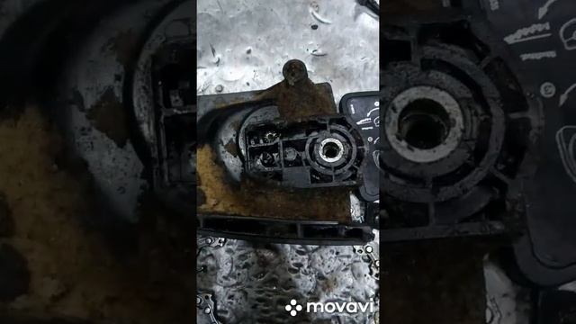 Makita UC3520A , чистка , ремонт натяжителя цепи . смотреть онлайн