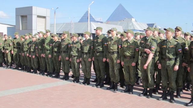 Слушатели факультета военного обучения ЮУрГУ отправились на военные сборы смотреть онлайн