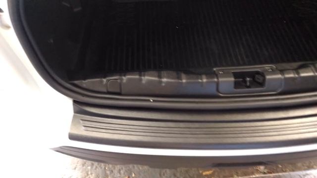 Накладка на замок багажника Лада Х рей смотреть онлайн