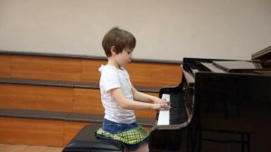 Гречанинов "Скучный рассказ",Галыгин "Зайчик" играет Сорокина Диана