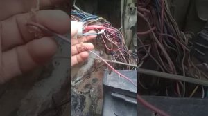 Почему не глохнет когда выключаешь зажигание.mp4