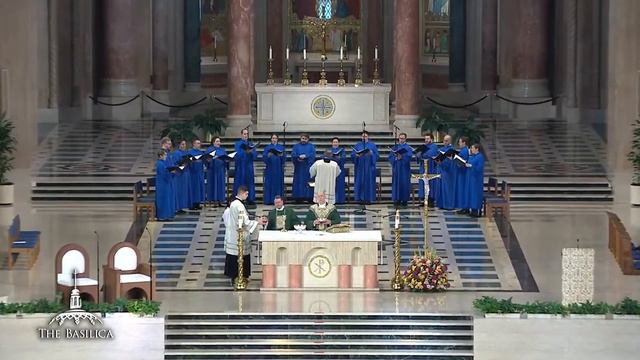 Let All Mortal Flesh Keep Silence (Bairstow) - Choir of the Basilica of the National Shrine смотреть онлайн