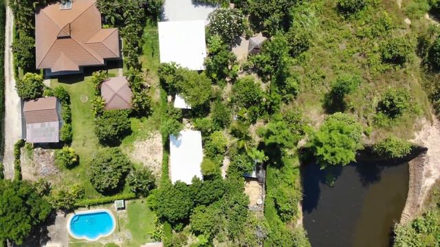 House for Sale in Namphrae, Hang Dong - Chiang Mai - 5.99m смотреть онлайн