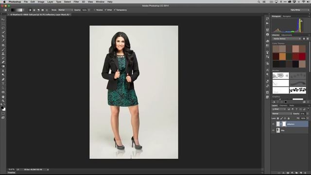 How to Add a Reflection of your Subject on the Floor in Adobe Photoshop смотреть онлайн