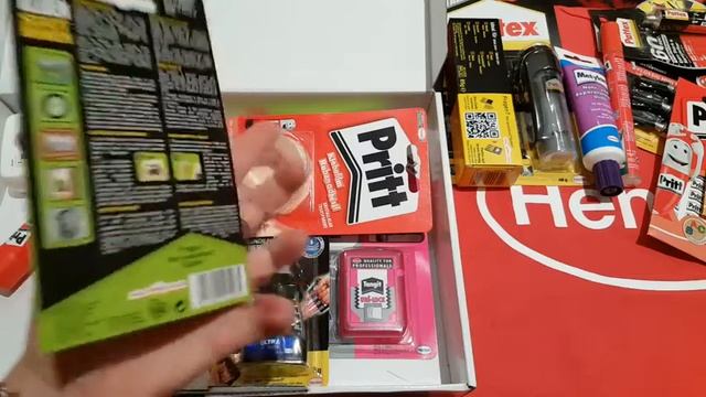 Клей от концернаHenkel (для автомобилистов, сантехников, строителей, для хобби). Кот Мингусик