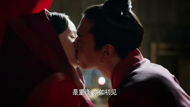 新婚之夜！太子激吻灰姑娘圓房，兩人纏綿一整夜，第二天困得險些睜不開眼！🍑Chinese Dramas | 楊冪、趙又廷 смотреть онлайн