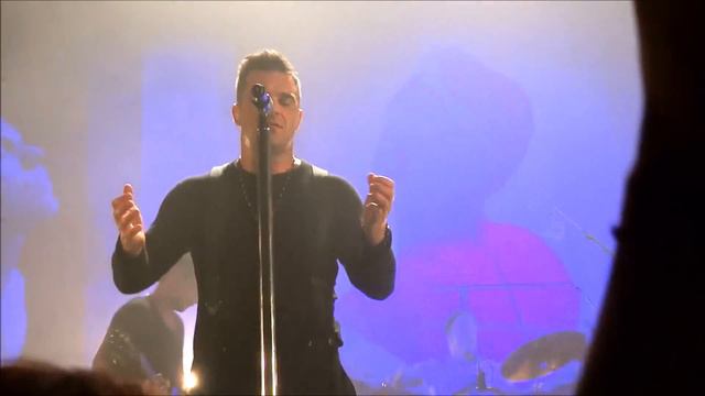 Robbie Williams LIVE Southend September 16, 2012 смотреть онлайн