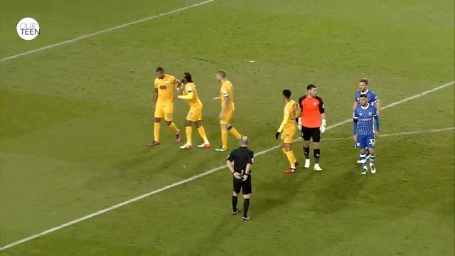 Preston Jermaine Beckford and Eoin Doyle FIGHT! смотреть онлайн