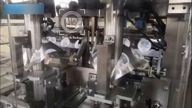 Мультиголовочный дозатор и сдвоенная вертикальная упаковочная машина