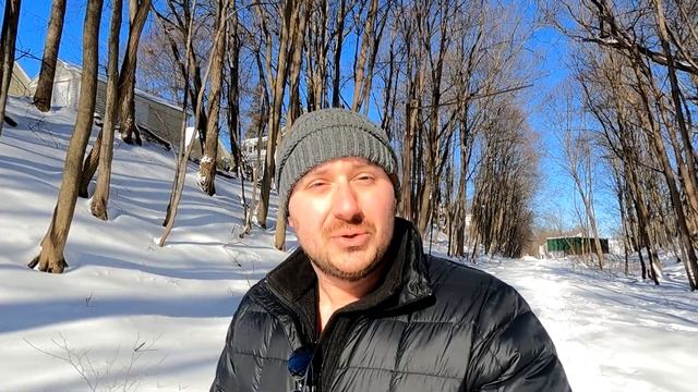 Snow, React.js, and Books, OH MY! смотреть онлайн