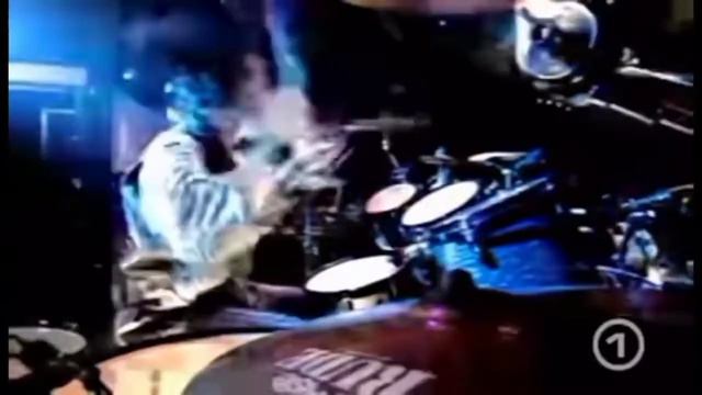 Live Cam drum Joey jordison - People Shit смотреть онлайн