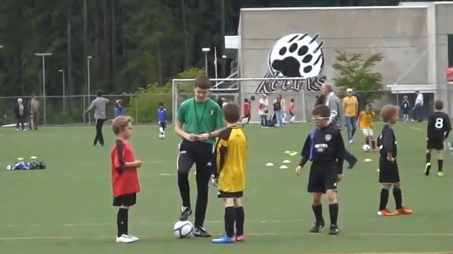 2011 June 18 U-11 CMF AC Milan - Port Moody Soccer Tournament June 18-19, 2011 смотреть онлайн