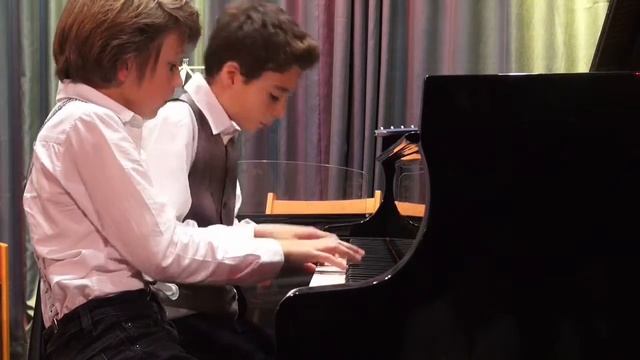 Antonin Dvorak Slavonic Dance Op. 72 No. 2 Piano four hands смотреть онлайн