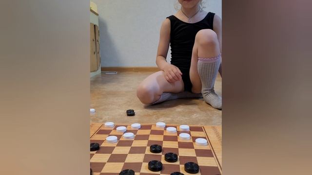 Игра шашки смотреть онлайн