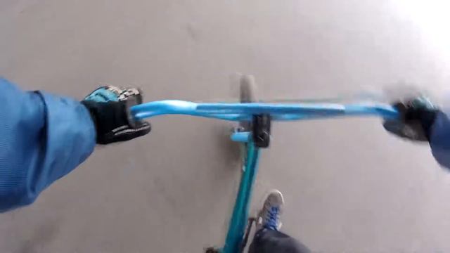 Катаемся с другом на BMX#1 смотреть онлайн