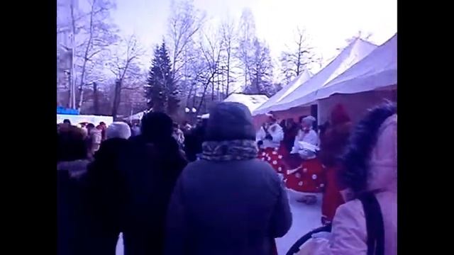Видео. Народный способ согреться. Танцы. смотреть онлайн