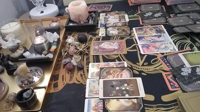 ЧТО ГОТОВИТ ЖИЗНЬ?#гадание #tarot #таро #чтождет #gadanie #shotrs #подсказки #будущее смотреть онлайн