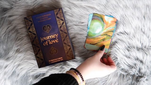 Journey of Love Oracle Deck - | Unboxing & Flip Through смотреть онлайн