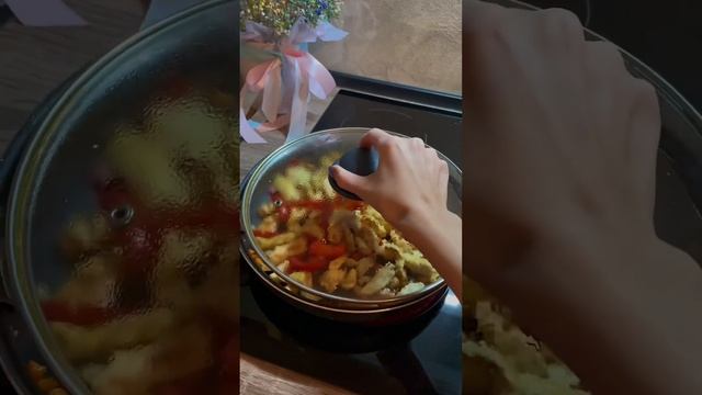 Лапша УДОН с курицей и овощами в соусе терияки ? От такого блюда в восторге будет вся семья! смотреть онлайн