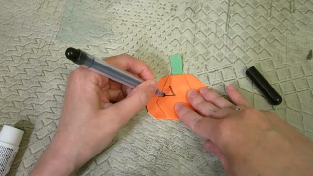 Оригами тыква и летучая мышь DIY Origami pumpkin and bat Halloween 2020 смотреть онлайн