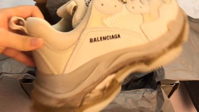 Balenciaga Triple S Clear Sole | UNBOXING смотреть онлайн