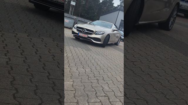 Mercedes E 300 Cabriolet смотреть онлайн