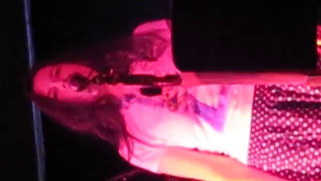 Paul Kantner perfoms acoustic White Rabbit at Mongo's, Grover Beach, CA смотреть онлайн