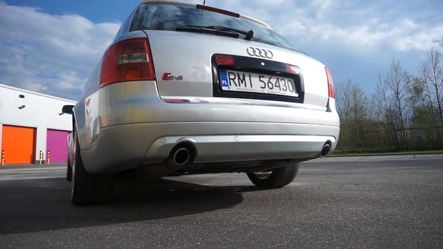 Audi S6 C5 4.2 V8 ANK Exhaust sound stock смотреть онлайн