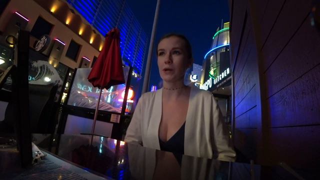 Universal Studios City Walk Sushi Dinner And Voodoo Donuts