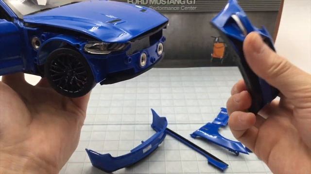 Diecast Master 1:18 Ford 2019 Mustang (Blue) diecast full open model (61003) смотреть онлайн
