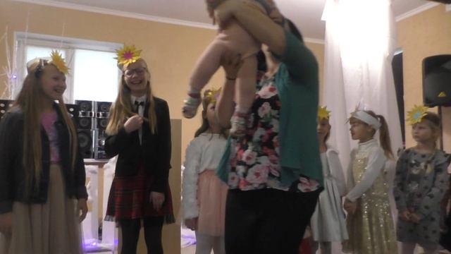 Сценка на Рождество "Звёздочки" смотреть онлайн