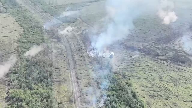 Работа российской артиллерии по позициям ВСУ на Артёмовском направлении. смотреть онлайн